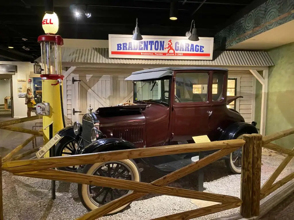 Bradenton Garage Exhibit at the Bishop Museum of Science and Nature.  Old Ford car on display - Bradenton FL Museum.