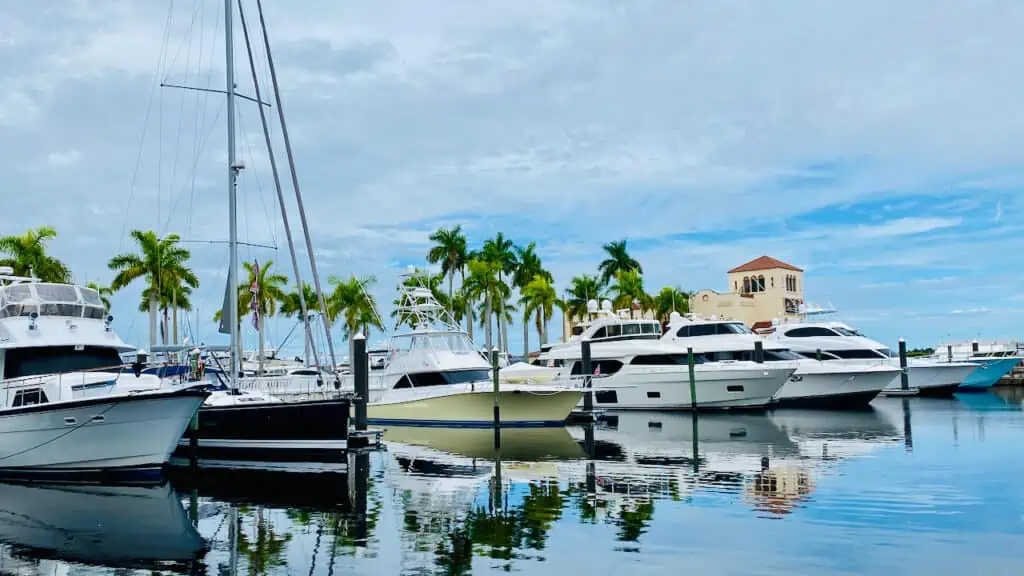 Bradenton Florida Marina showing boats 