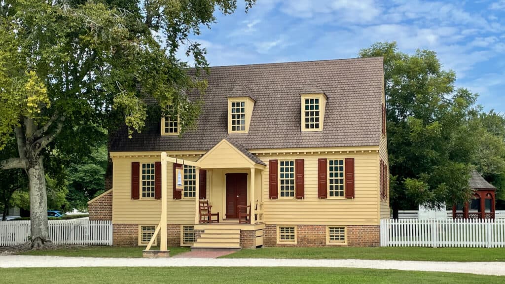 Colonial Williamsburg smaller homes